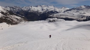 Guided ski touring holiday in the Pyrenees