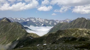Walking in the Neouvielle nature reserve pyrenees walking tour